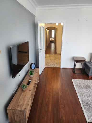 Others 4, Renovated 3BR Apartment in Central Location, Kadıköy
