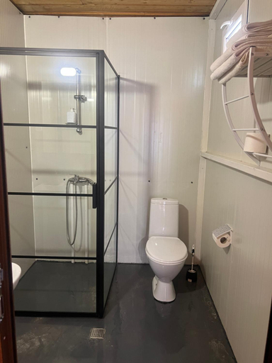 Bathroom 3, Zeta Camping, Kazbegi