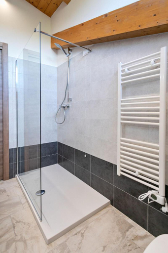 Bathroom 5, B&B La Canfora, Teramo