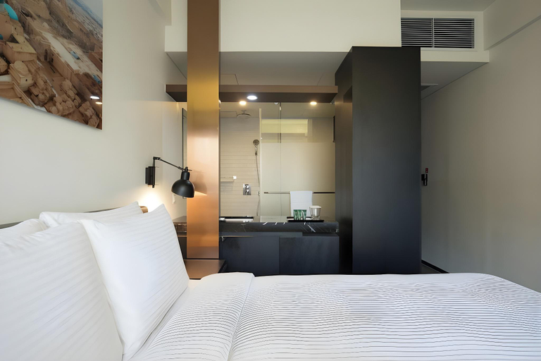 Bedroom 18