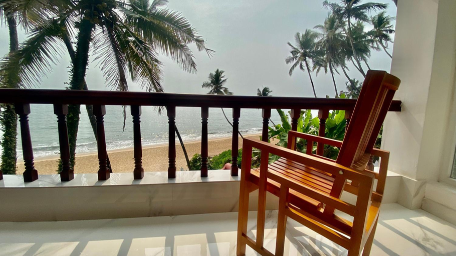 Others 4, Willo Stays On the beach Sea view Ocean Hues holiday home, Kannur