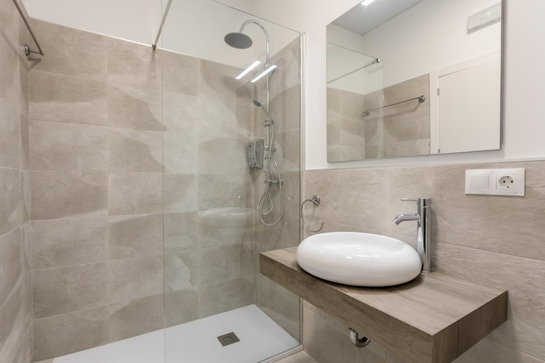 Bathroom 5, Green-Apartments Sierpes Luxury Suites, Sevilla