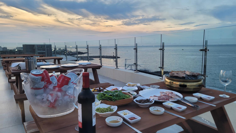 Food & Drinks 5, Jeju Ocean Vill, Jeju