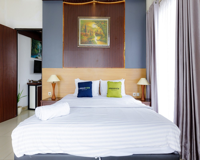 Bedroom 15