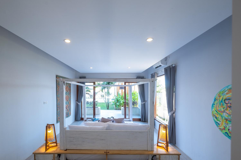 Bathroom 4, Kamana Beach House, Lombok