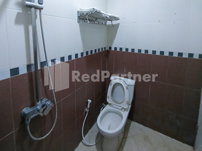 Bathroom 6