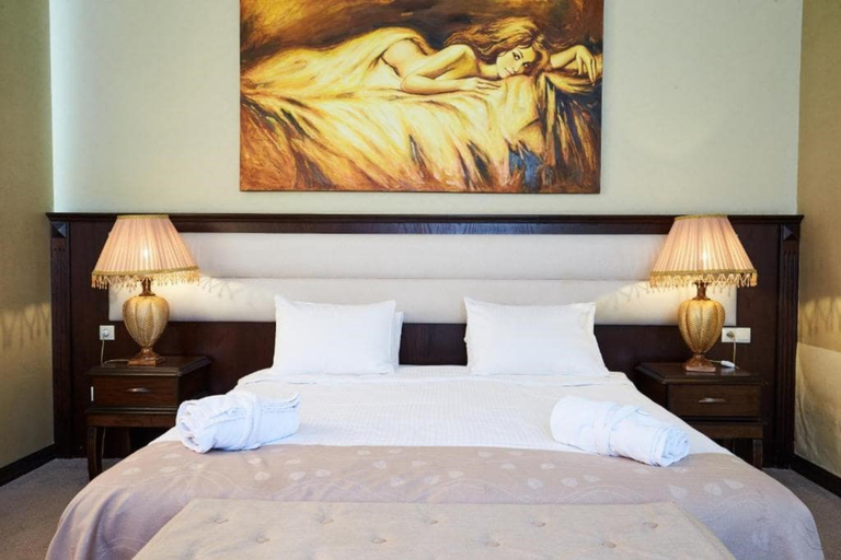 Bedroom 5, Smith Hotel, Baku