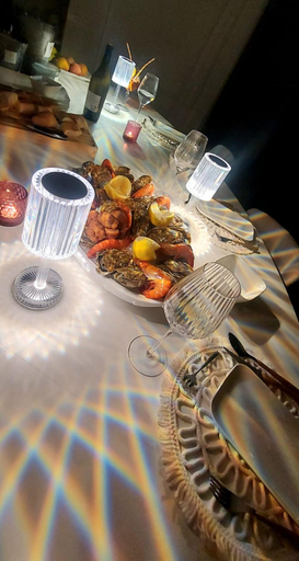 Food & Drinks