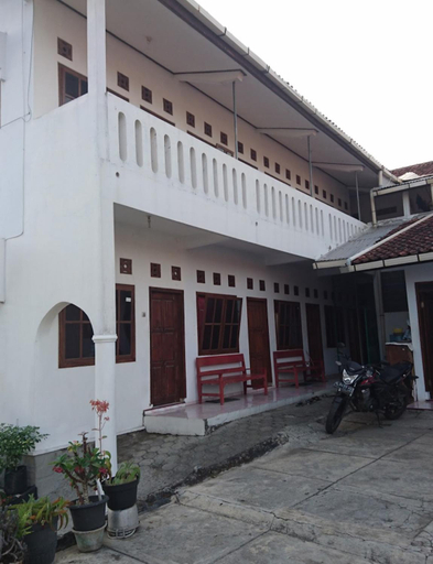 Exterior & Views, Tosse Room Syariah dont book, Brebes