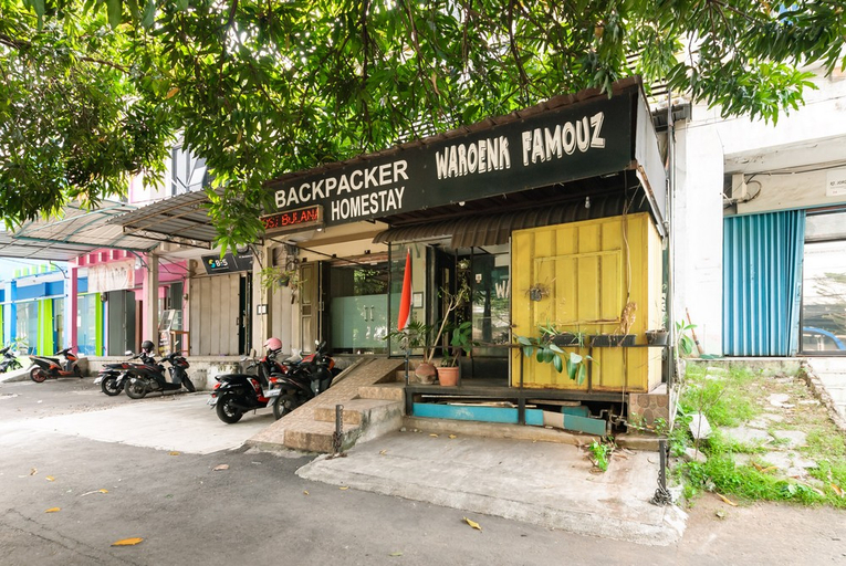 Exterior & Views 2, Backpacker Homestay Jatisampurna RedPartner, Bekasi
