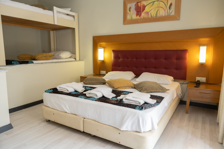Bedroom 3, Scylax Fami̇ly Club, Alanya