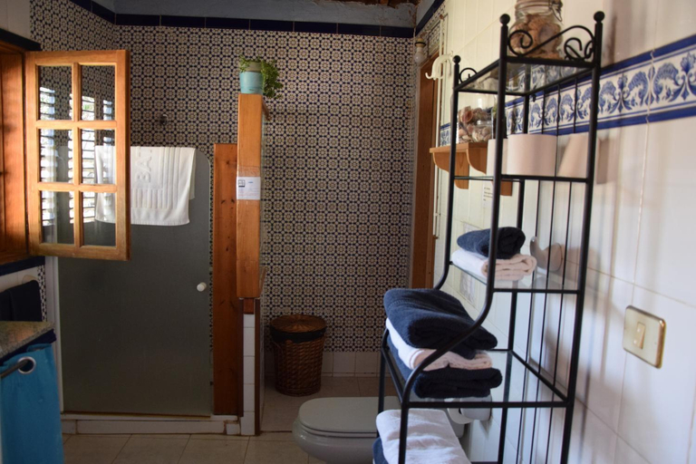 Bathroom 5, La Casa de los Pinos Temisas, Las Palmas