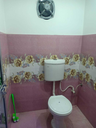 Bathroom, Hotel O Home Mahadev Sadan Guest House, Faizabad