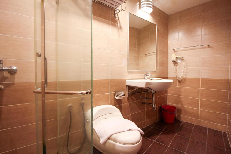 Bathroom 4, Ipoh Concept Services, Kinta