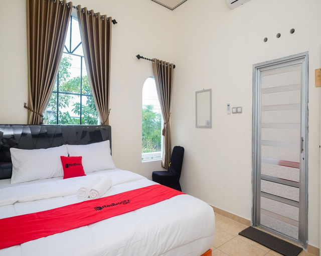Bedroom 15