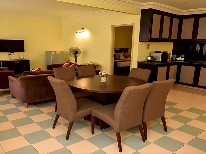 Dining Room 26