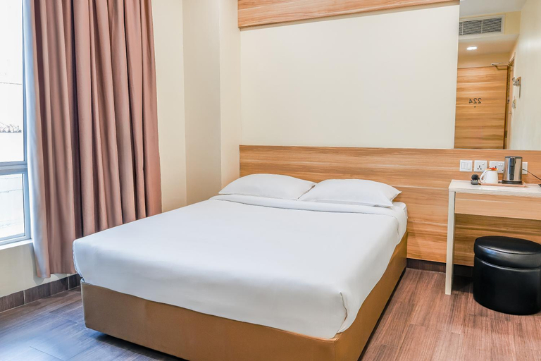 Bedroom 13
