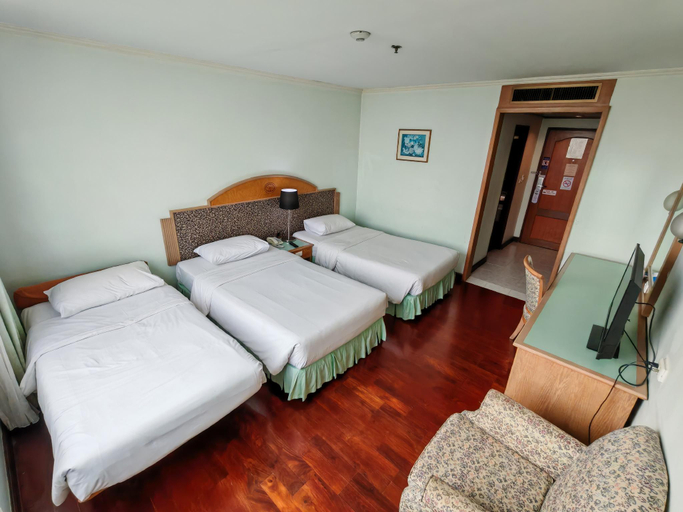Bedroom 12