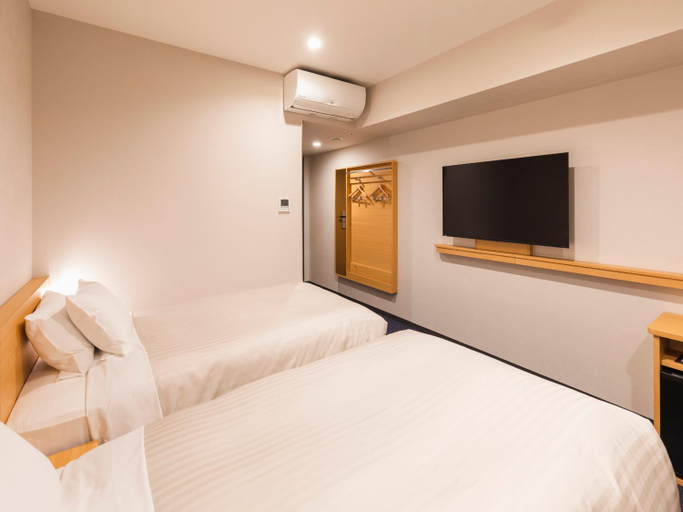 Bedroom 24