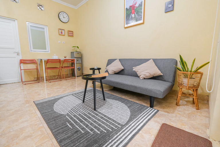 Others 2, Kelapa Homestay, Sleman