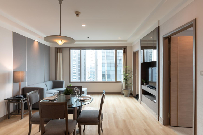 Dining Room 7