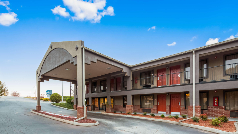 Exterior & Views 2, Best Western Shenandoah Inn, Coweta