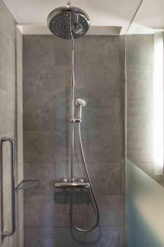 Bathroom 17