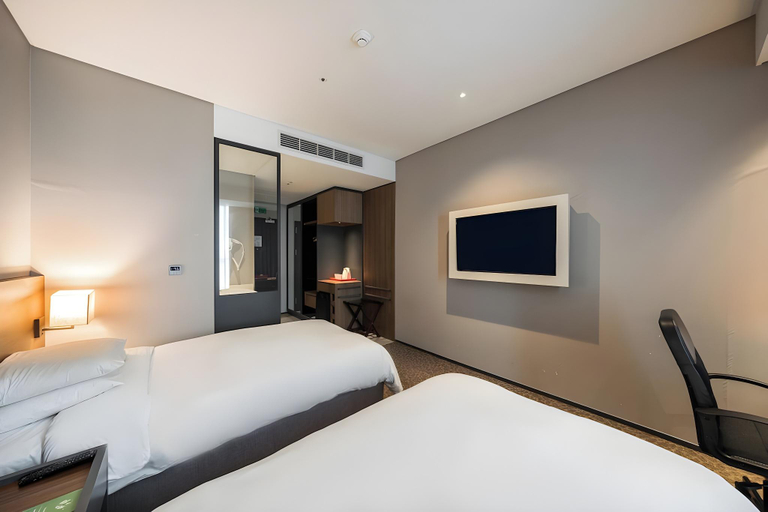 Bedroom 2, ASTI Hotel Busan Station, Dong