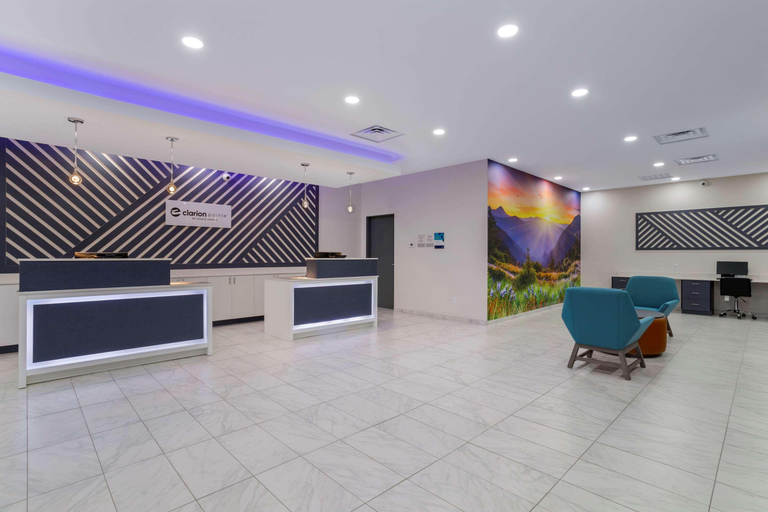 Public Area 2, Clarion Pointe Kimball, Marion