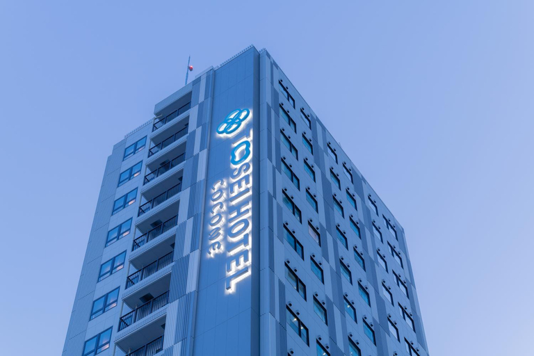 Exterior 21