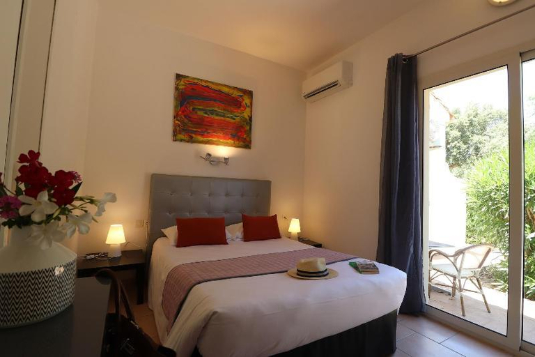 Bedroom 2, Hotel Padolo, Corse-du-Sud