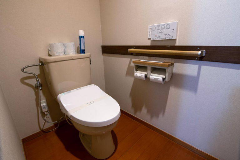 Bathroom 5, Yufuin Hotel Shuhokan, Yufu