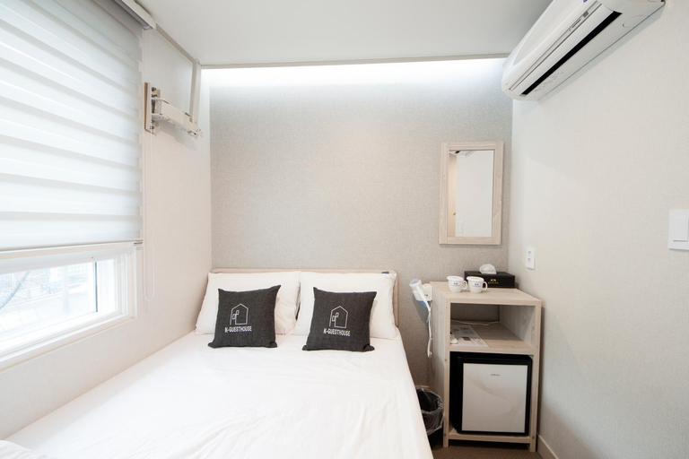 Bedroom 10