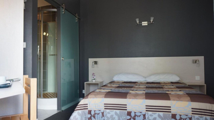 Bedroom 3, Hotel Restaurant Charme en Beaujolais, Rhône