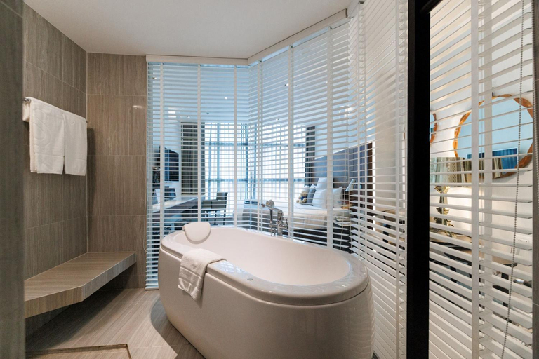 Bathroom 19