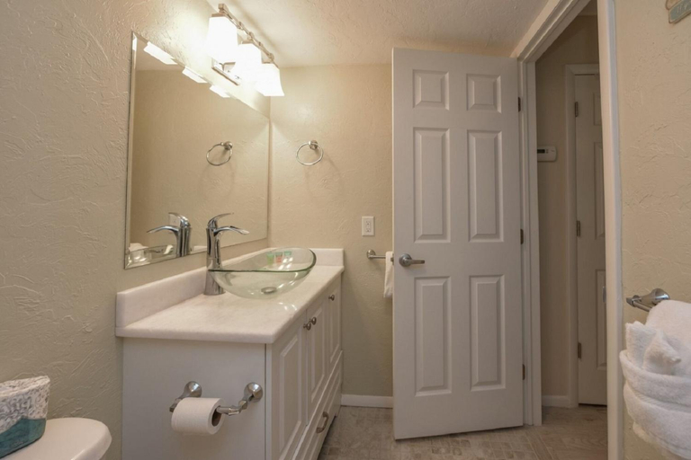Bathroom 3, Sea Club II By Beachside Management, Sarasota