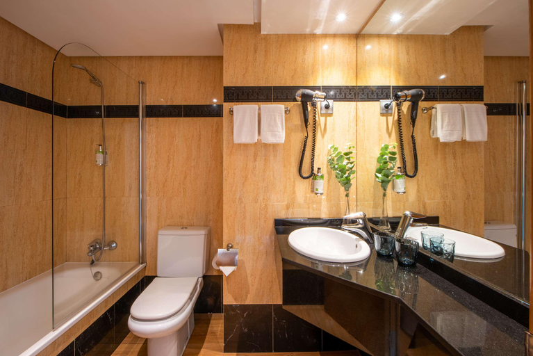 Bathroom 4, Innside By Meliá San Sebastian Orly, Guipúzcoa