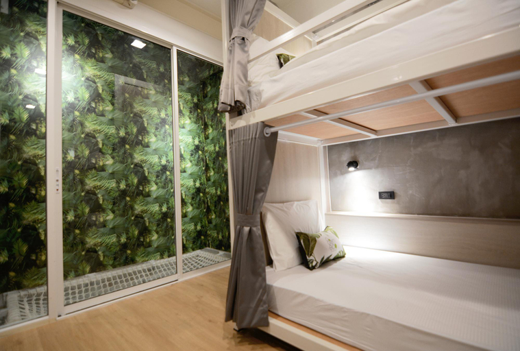 Bedroom 3, Siam Eco Hostel, Pathum Wan
