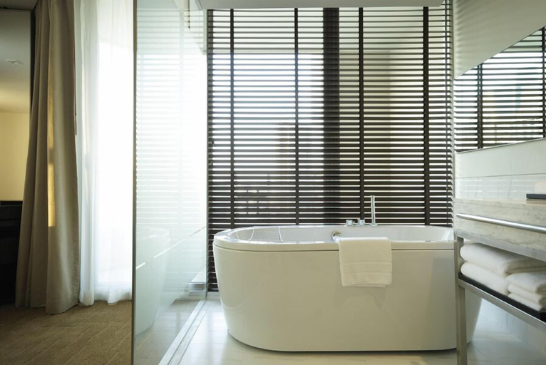 Bathroom 8