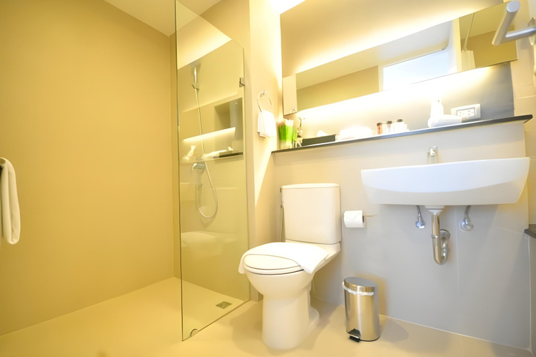 Bathroom 5