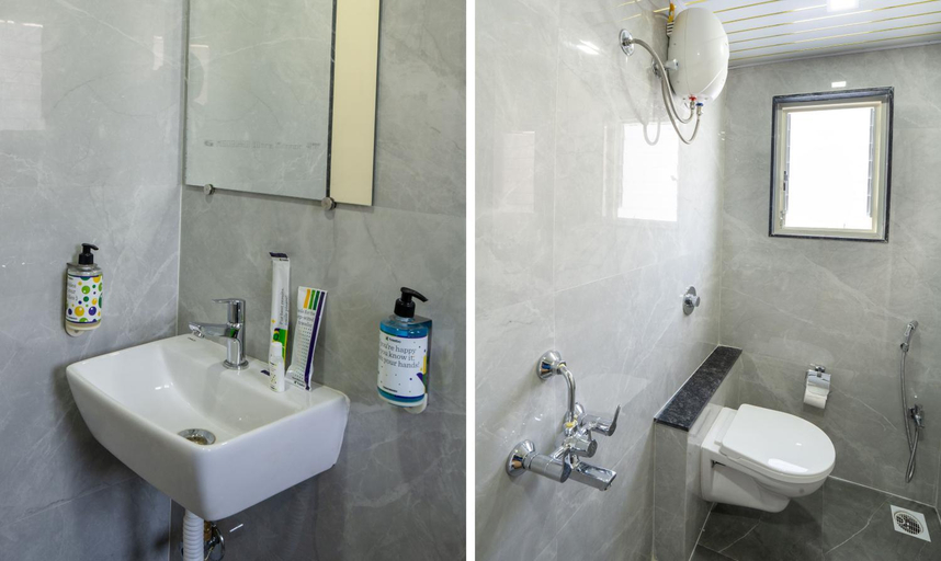 Bathroom 3, Itsy Hotels Iconic, Pune