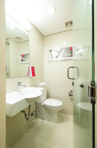Bathroom 9