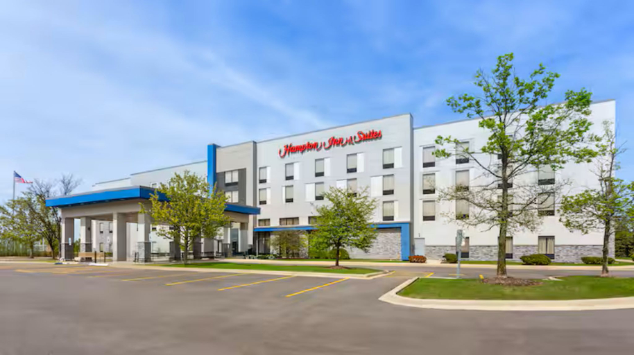 Exterior & Views 2, Hampton Inn & Suites Bolingbrook, Will