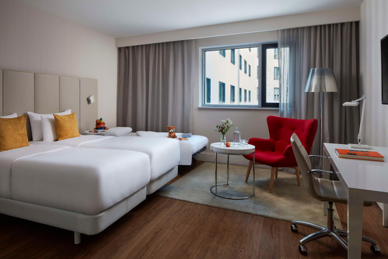 Bedroom 3, Avani Frankfurt City Hotel (previously NH Collection Frankfurt City), Frankfurt am Main