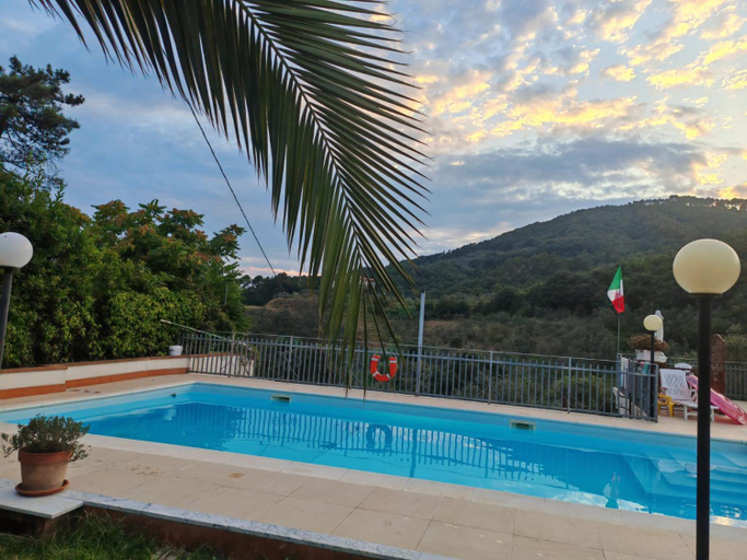 Swimming Pool 12