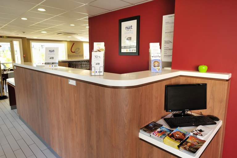 Public Area 2, Campanile Toulouse Blagnac , Haute-Garonne
