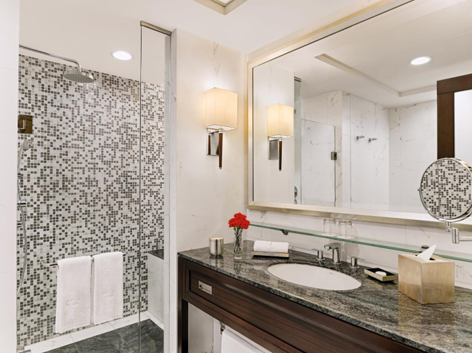 Bathroom 4