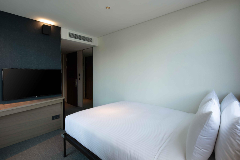 Bedroom 12
