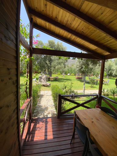 Others 2, Suzi'nin Bahcesi Bungalov Evler, Datça