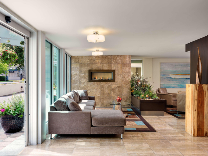 Public Area 2, Best Western Plus Inner Harbour, Capital